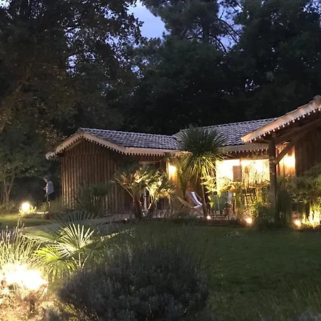 Titoune, Le Charme Du Coeur De Bassin, A 2 Familles Ou Entre Amis Villa